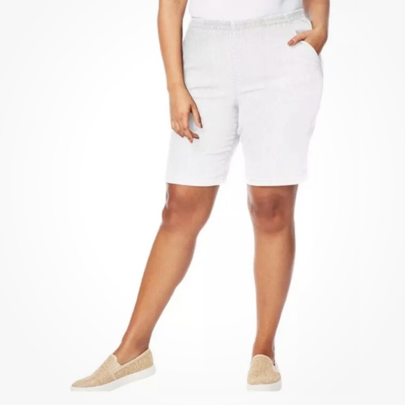 Just My Size Women’s 2 Pocket Pull On White Shorts Size 4X (26W-28W) NEW - Picture 1 of 7